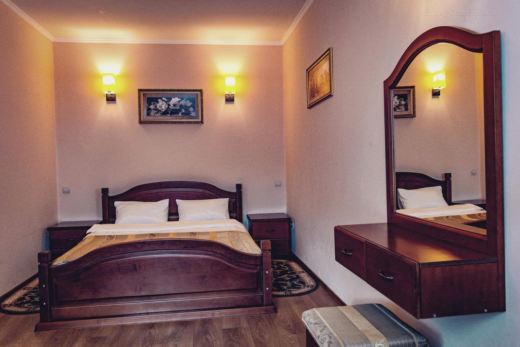 Veles Hotel Fontanka Exterior photo
